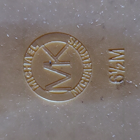 Michael Kors women's EUC tan leather double strap sandals size 6.5M - Picture 6 of 7